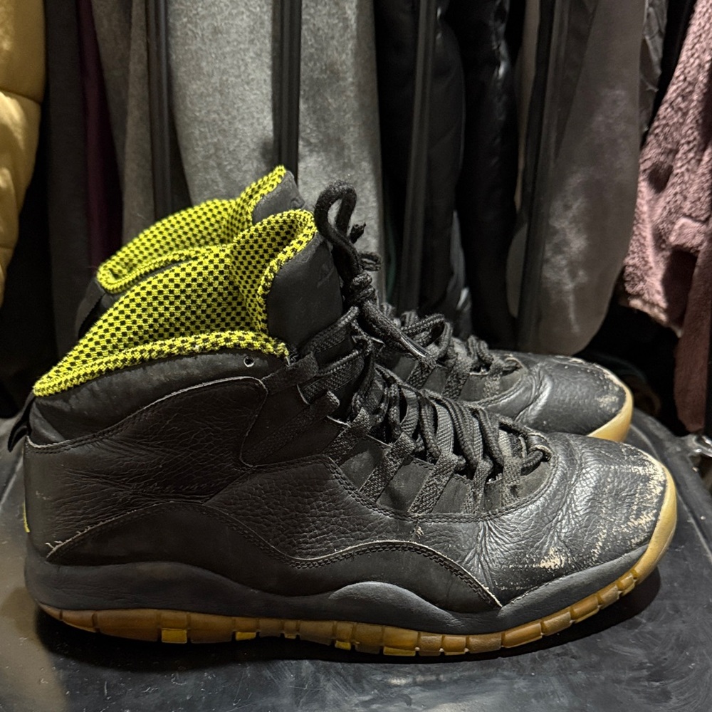 Jordan 10 Retro Venom Green